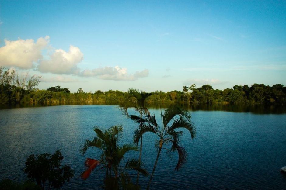 ZQogSuy5 tsH4DiH0 Descubre explora y saborea el Cenote Azul Lo Mejor del Cenote Azul en Bacalar