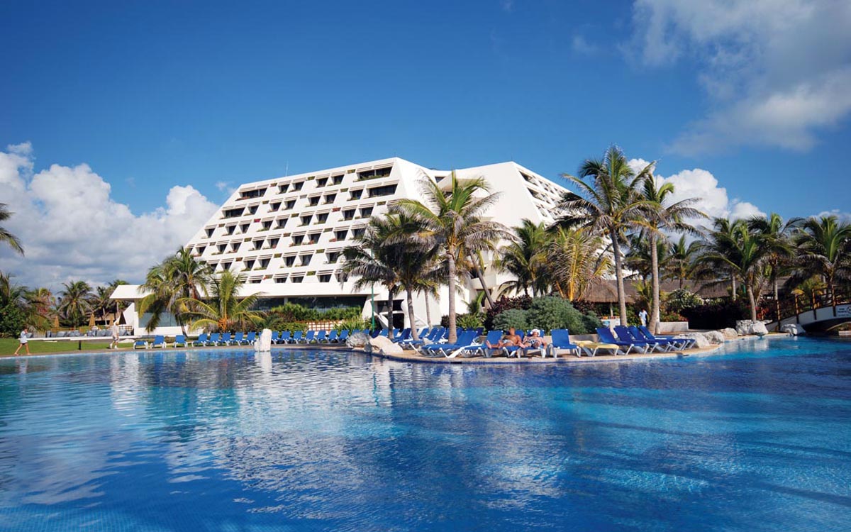 lJo8Ztga Q6FvxY1e Destacada 7 Visitamos: Hotel Oasis en Cancún
