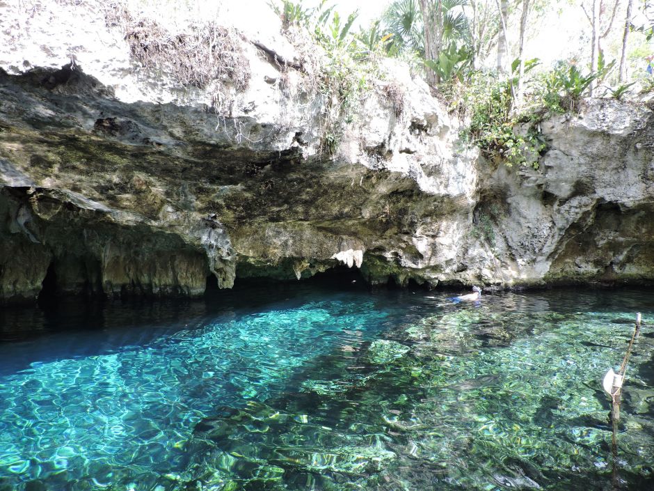 YEMG9ZWA IrUj3dNQ 17138258201 45f04eaf8d k Explora el Gran Cenote en Tulum