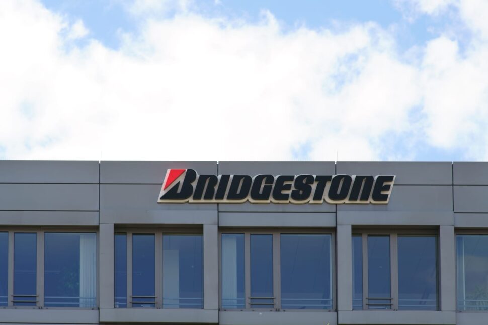 78211984 bridgestone business building bad homburg Marcas japonesas de llantas que destacan en México